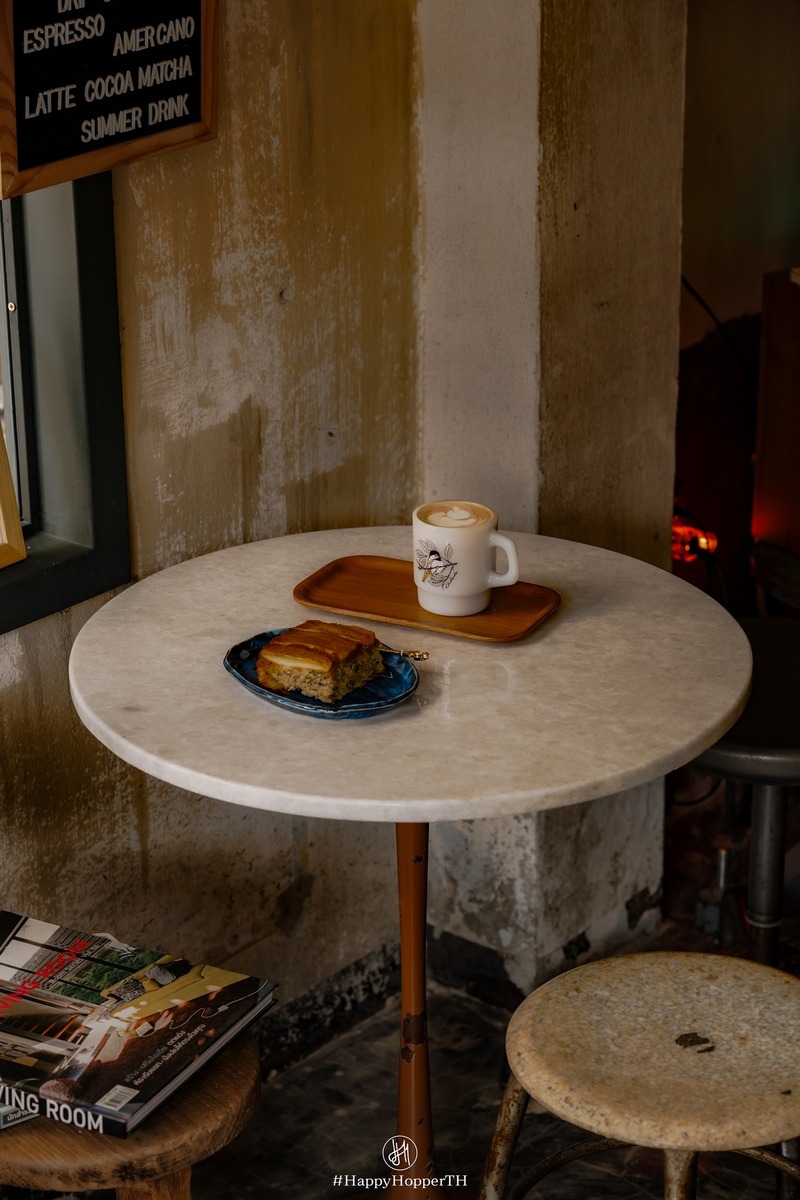 Table Talk Cafe คาเฟ่จรัลสนิทวงศ์