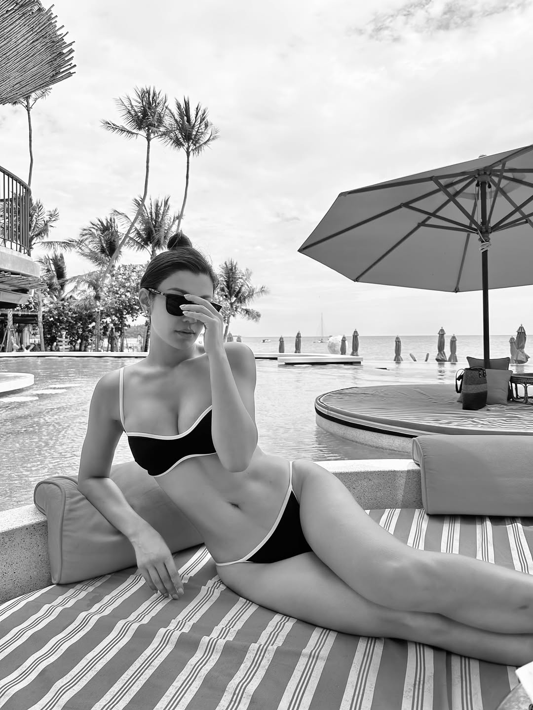 เอมมี่ มรกต