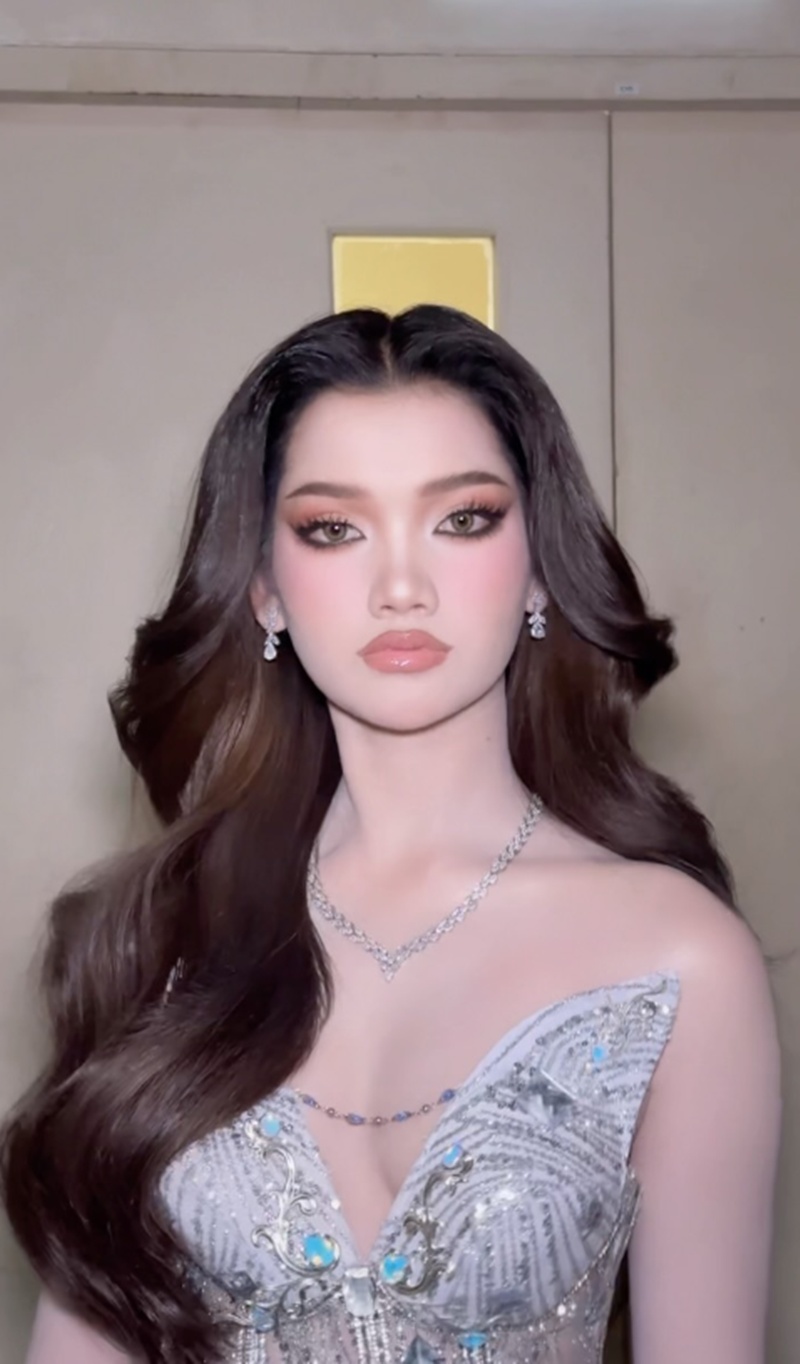 ผักบุ้ง ศรัณย์พร