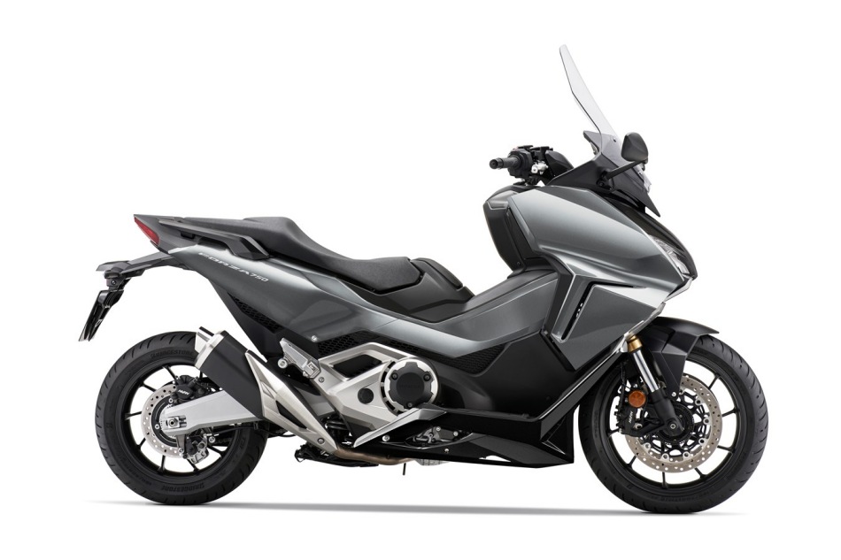 Honda Forza 750 2024
