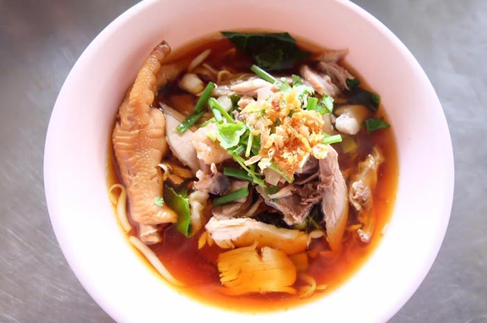 ก๋วยเตี๋ยวไก่ ก๋วยเตี๋ยวไก่มะระ