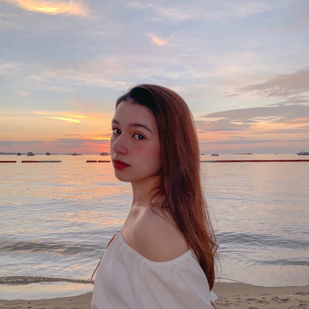 น้องวีวี่ เวอร์โรนิก้า ประวัติ