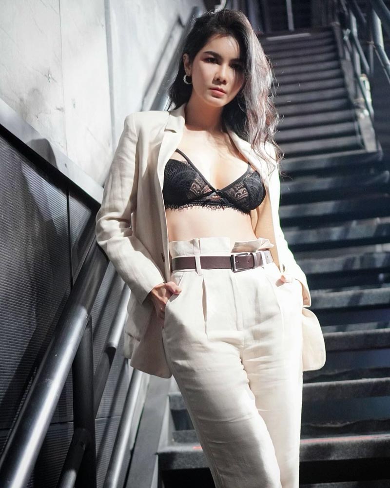 แน๊ต เกศริน