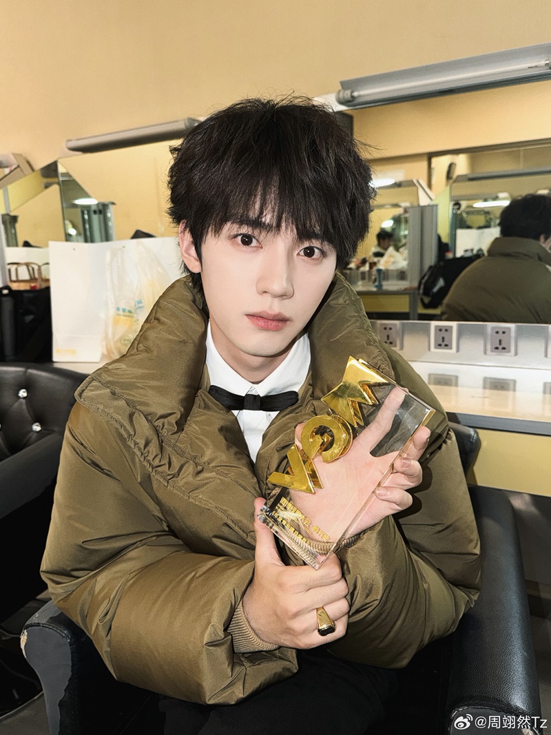 โจวอี้หราน zhou yiran