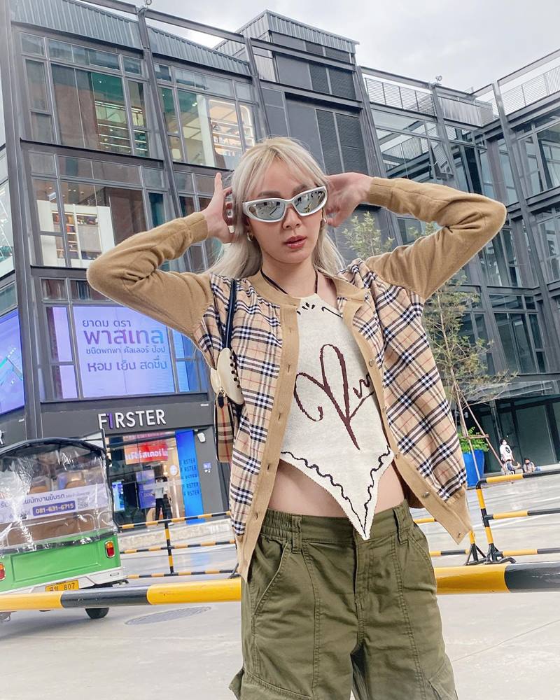 โฟร์ ศกลรัตน์ 