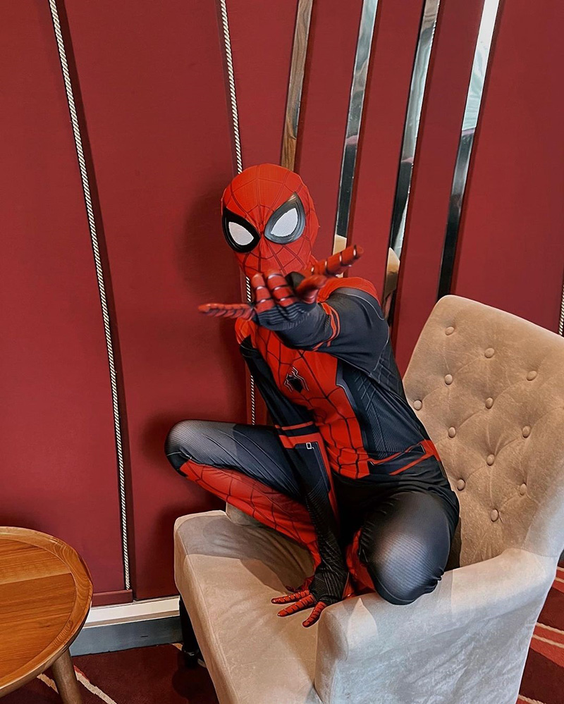 แพรวา ณิชาภัทร ใส่ชุดสไปเดอร์แมนไ