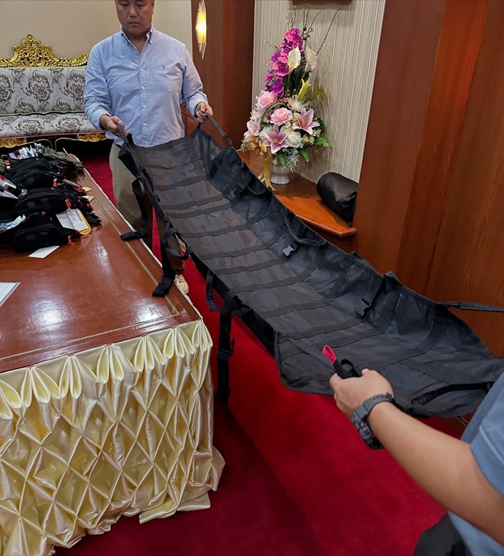 หมอโอ๊ค สมิทธิ์ โอปอล์ ปาณิสรา 