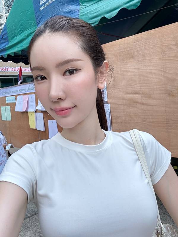 บุ๊ค ธีรชยา Miss Tiffany 2026