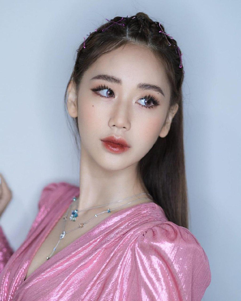 ดาราหน้าหมวย