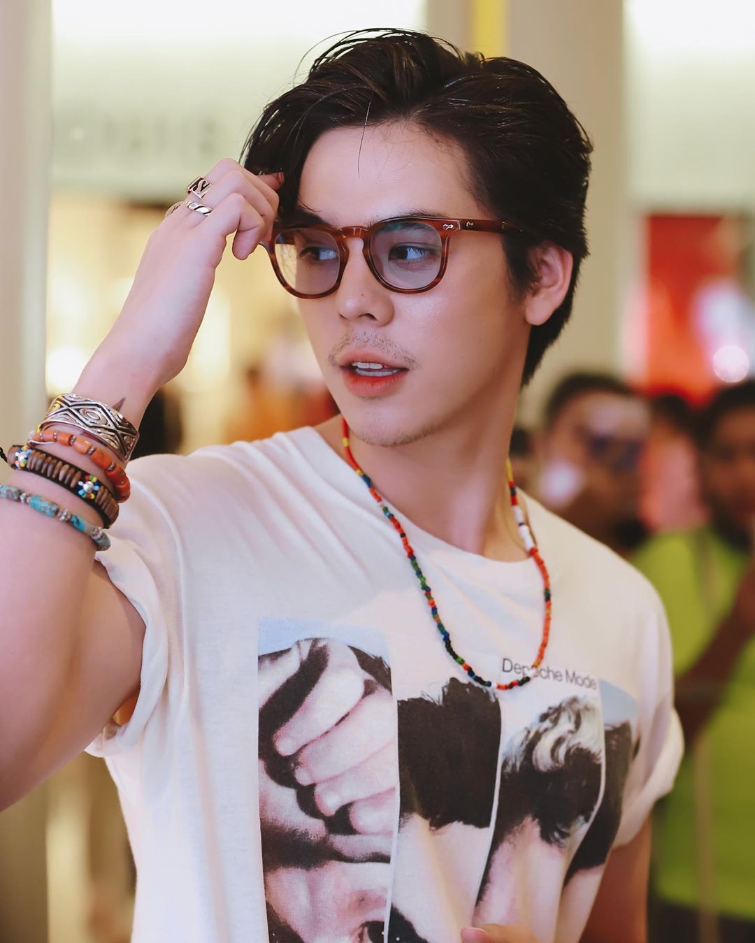 พีช พชร