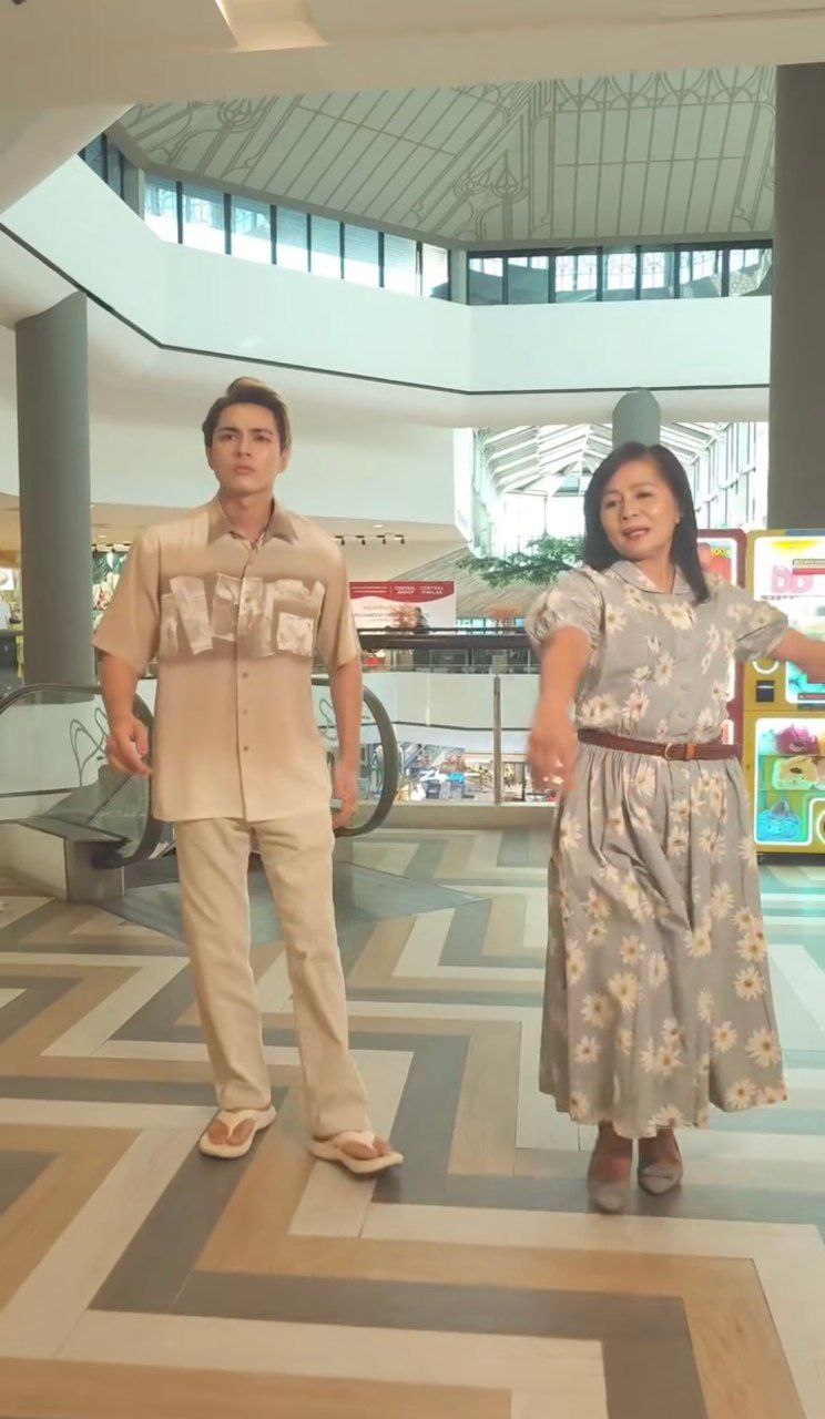 แน็ก ชาลี