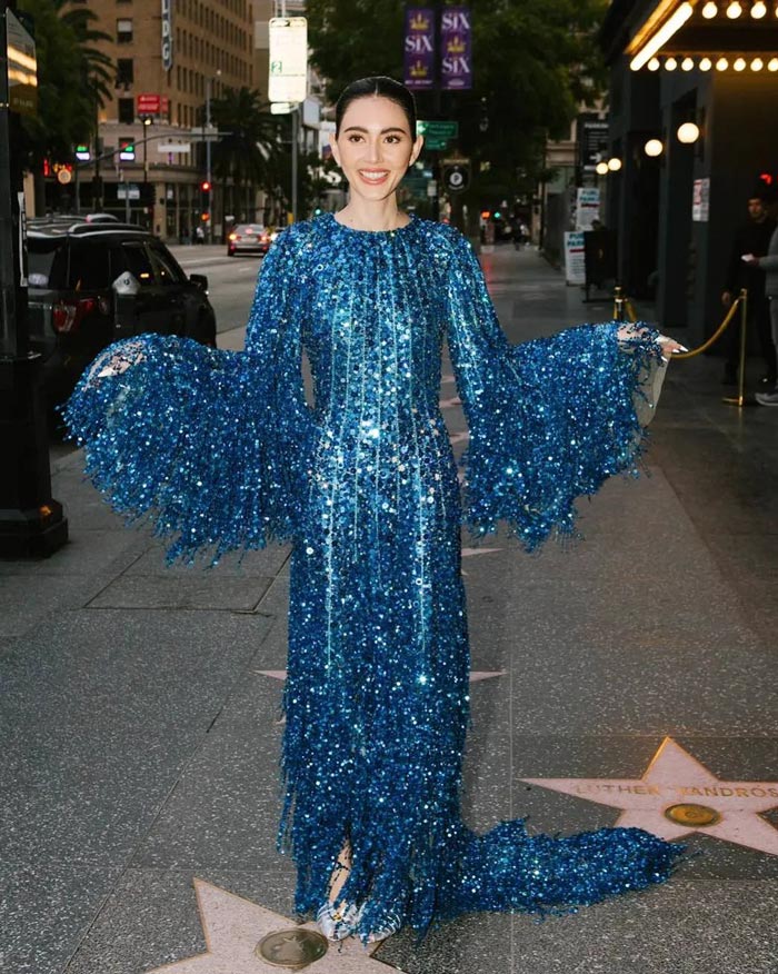 ใหม่ ดาวิกา