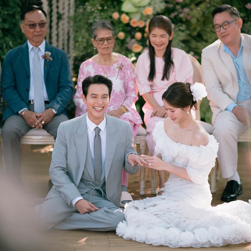 งานแต่ง เจมส์ โฟม