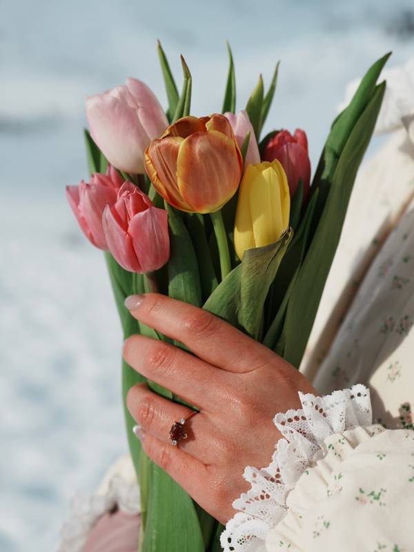 ฮัท เดอะสตาร์ ขอแต่งงาน