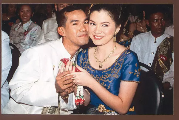 พาเมล่า เบาว์เด้นท์ แห้ว