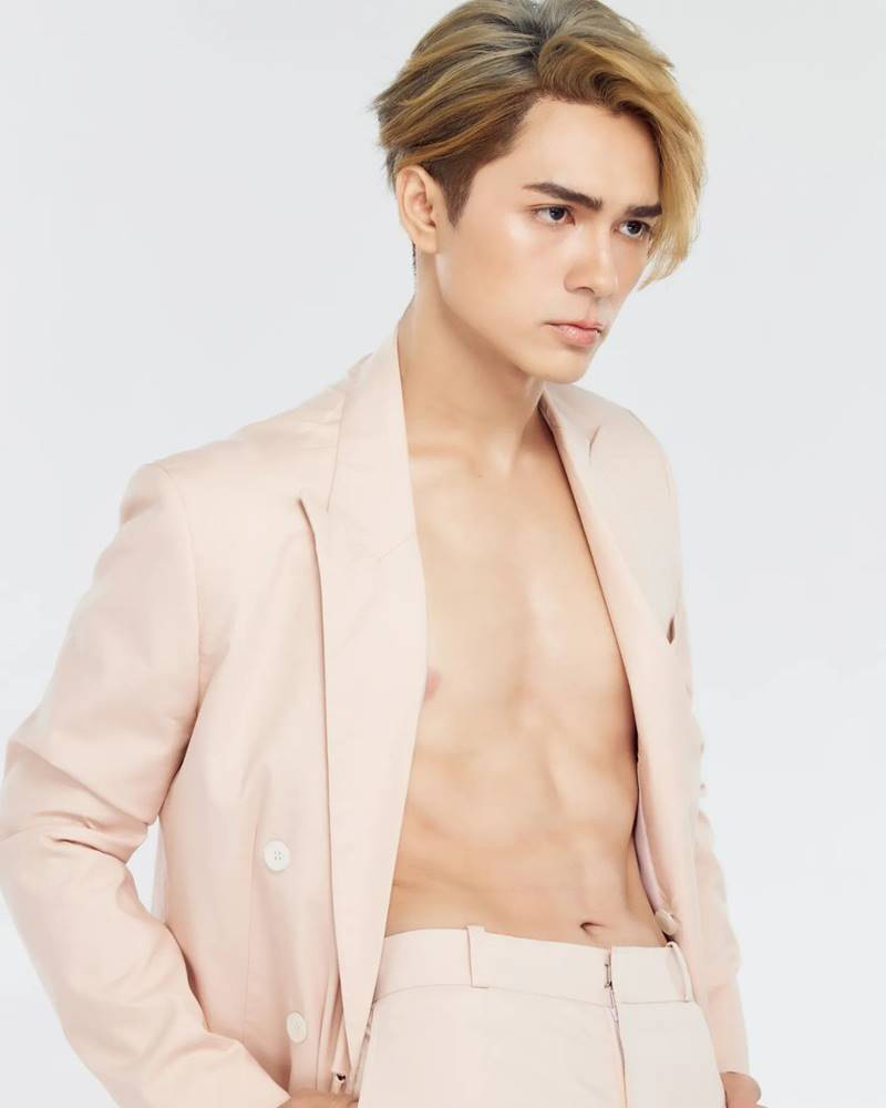 แน็ก ชาลี ไตรรัตน์