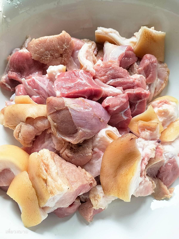 ต้มยำขาหมูใบมะขามอ่อน เมนูต้มยำ ขาหมู อาหารไทย สูตรอาหาร