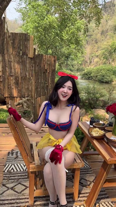 เบียร์ เดอะวอยซ์ แปลงโฉมเป็นสโนว์ไวท์ เวอร์ชั่นเซ็กซี่