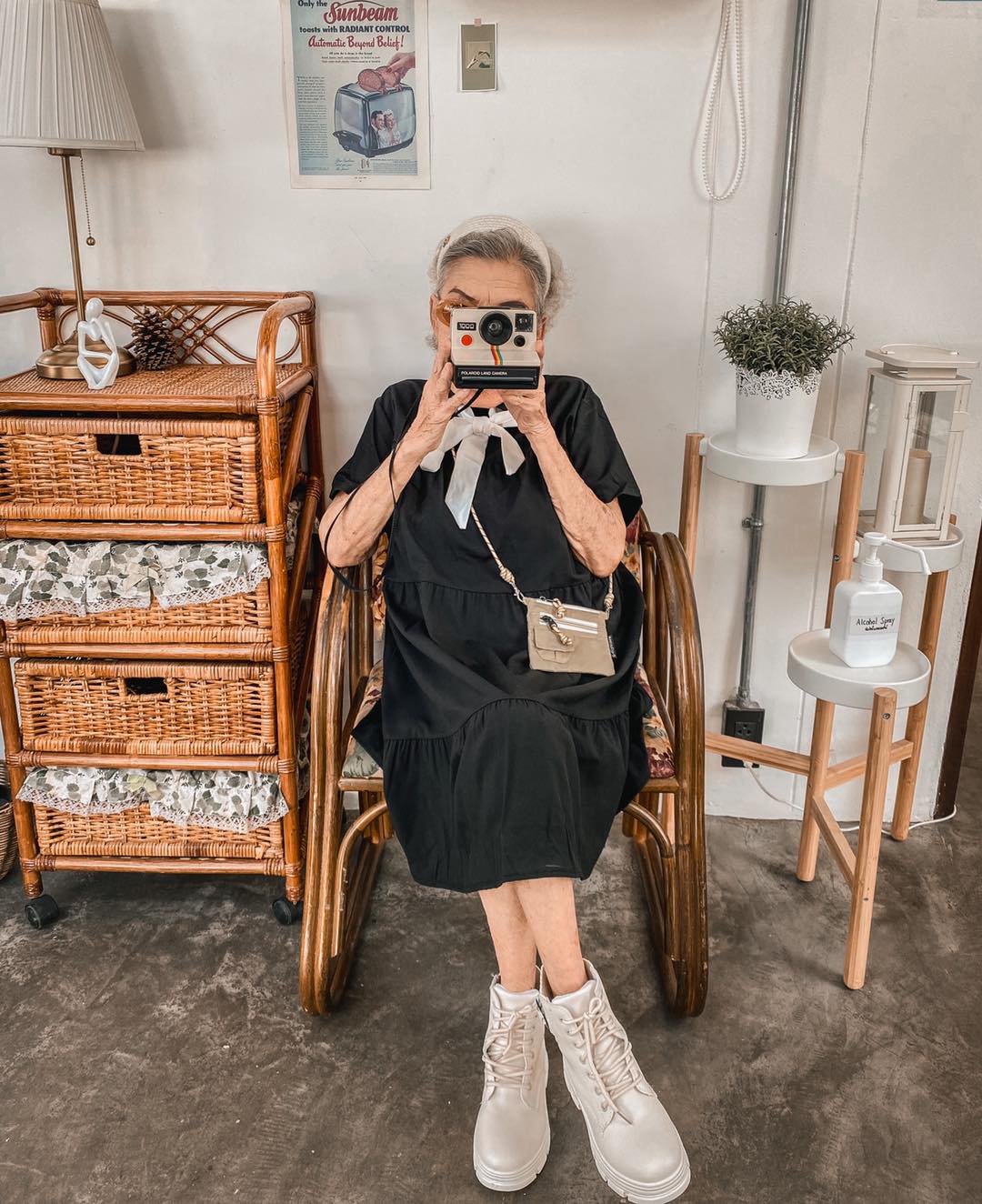 คุณยายหงส์ทอง