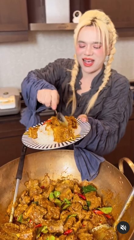 เอ ศุภชัย ขายอาหาร คนรีวิวบอกแพง