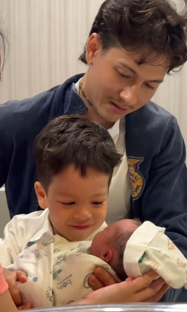 ปุ้มปุ้ย คลอดลูก