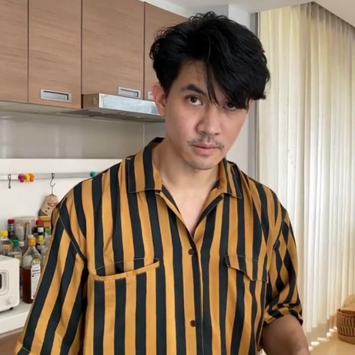 ดาราไว้หนวด