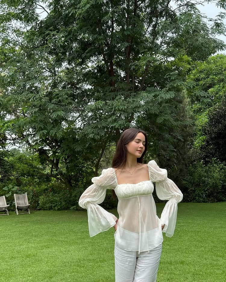 ญาญ่า อุรัสยา ชีเสิร์ฟ นุ่งบิกินี่โชว์แซ่บ อาบแดดที่ฝรั่งเศส