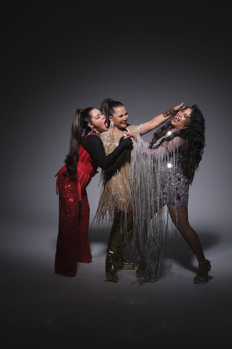 คอนเสิร์ต สามตัวบน