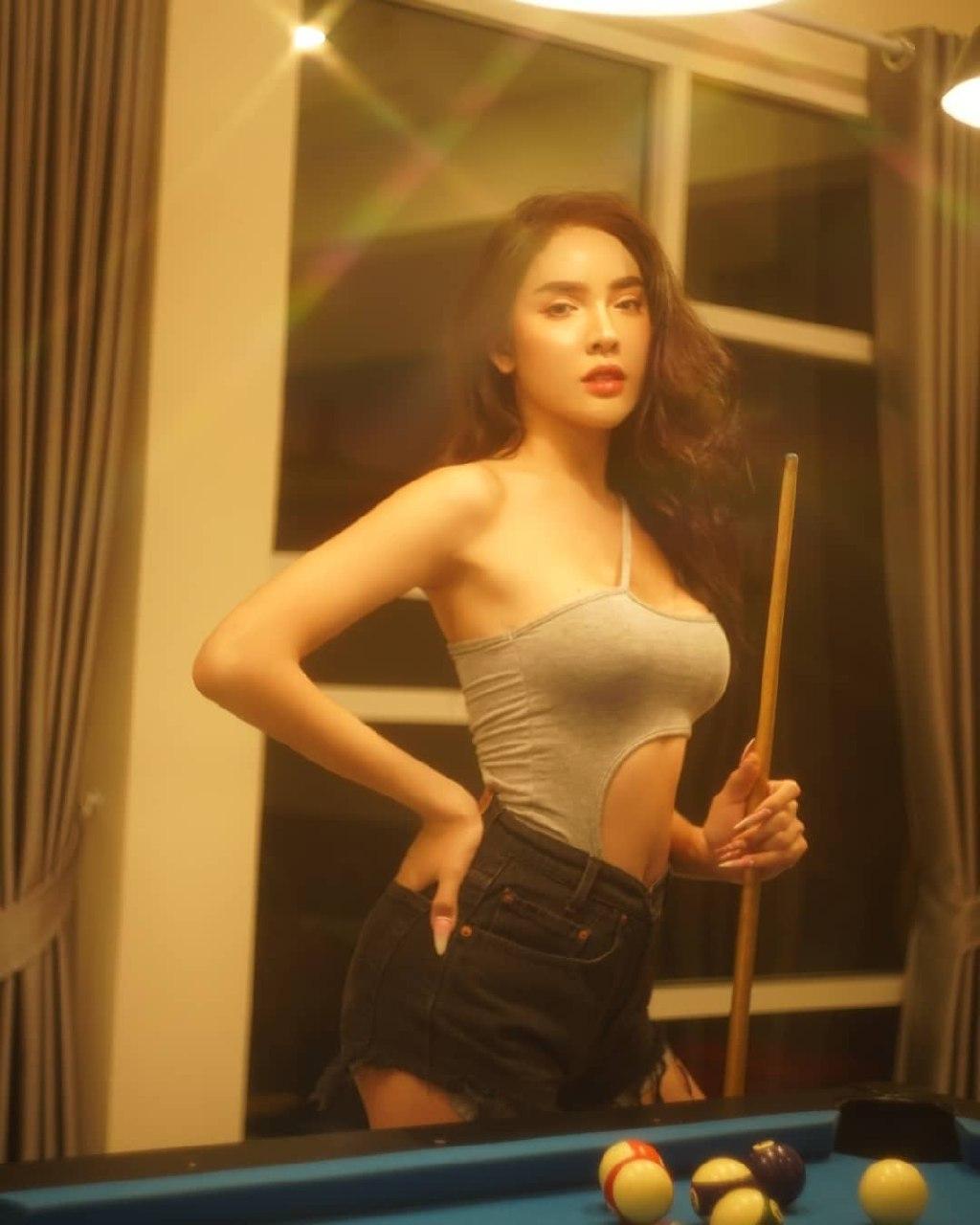 นัท นิสามณี