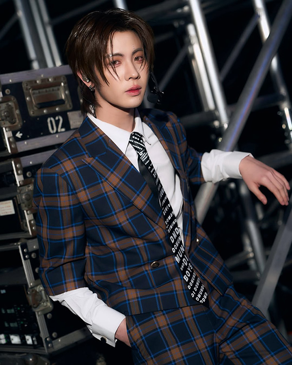 เฟิร์สวัน ดูมันดิประวัติ