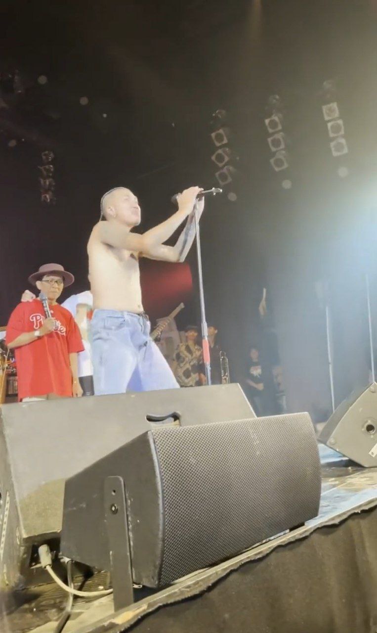  แจ๊ส ชวนชื่น