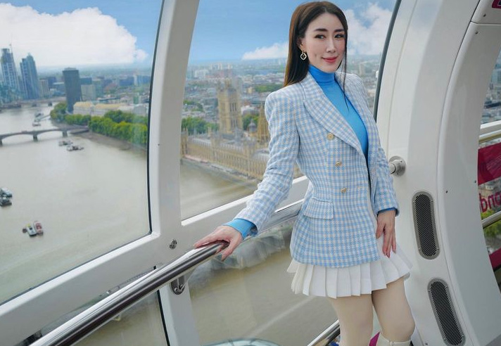 เอิร์น จิรวรรณ ประวัติ