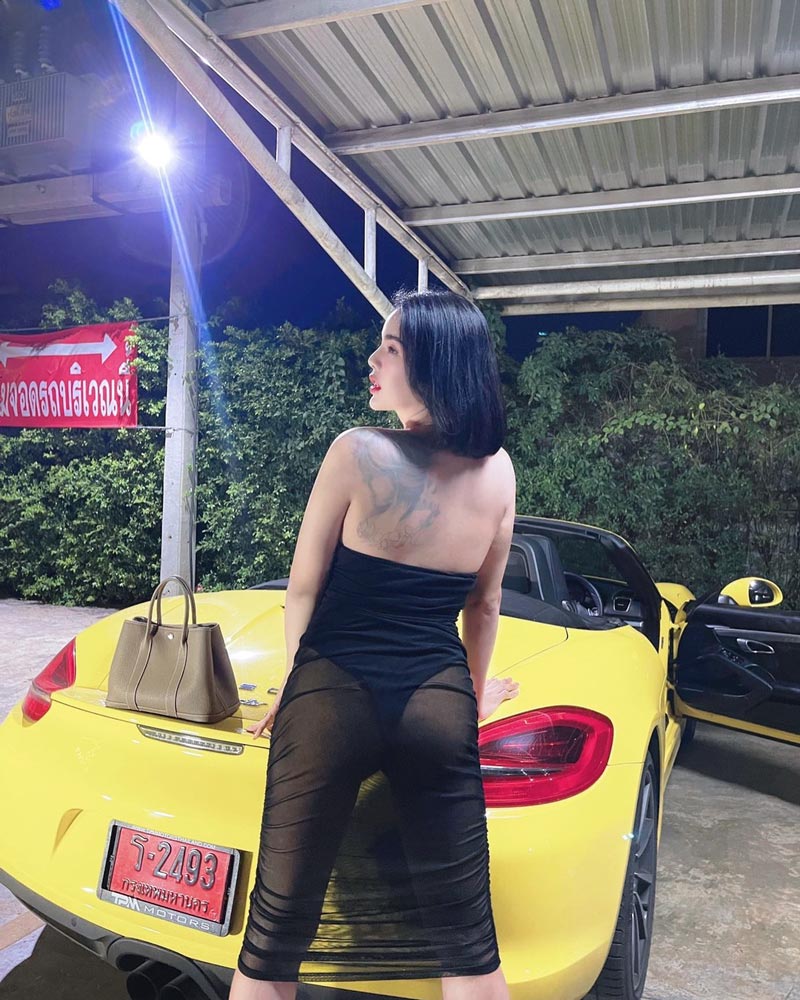 นารา เครปกะเทย