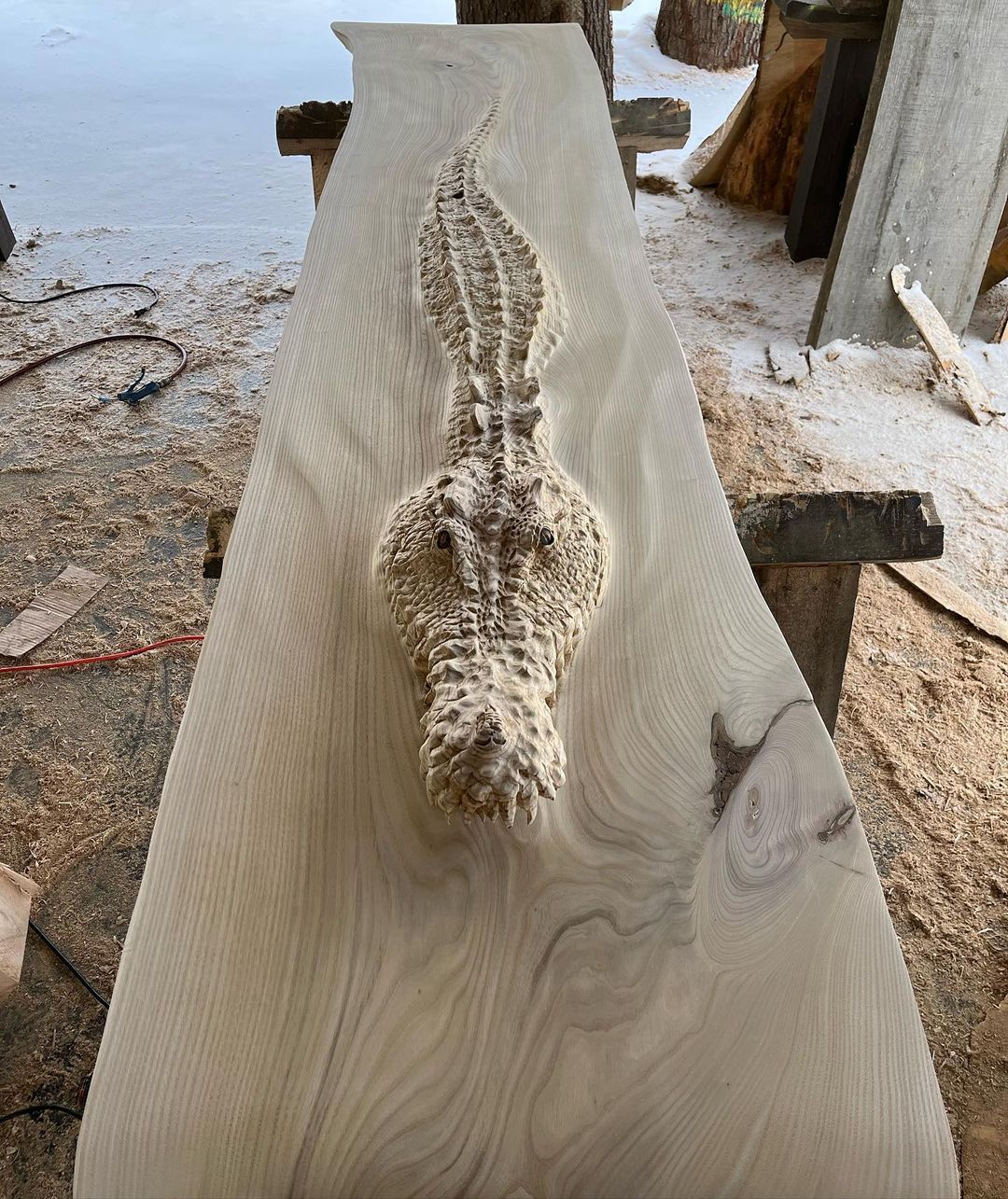 แกะสลักไม้