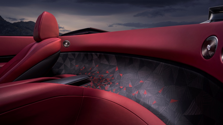 rolls-royce-la-rose-noire-droptail