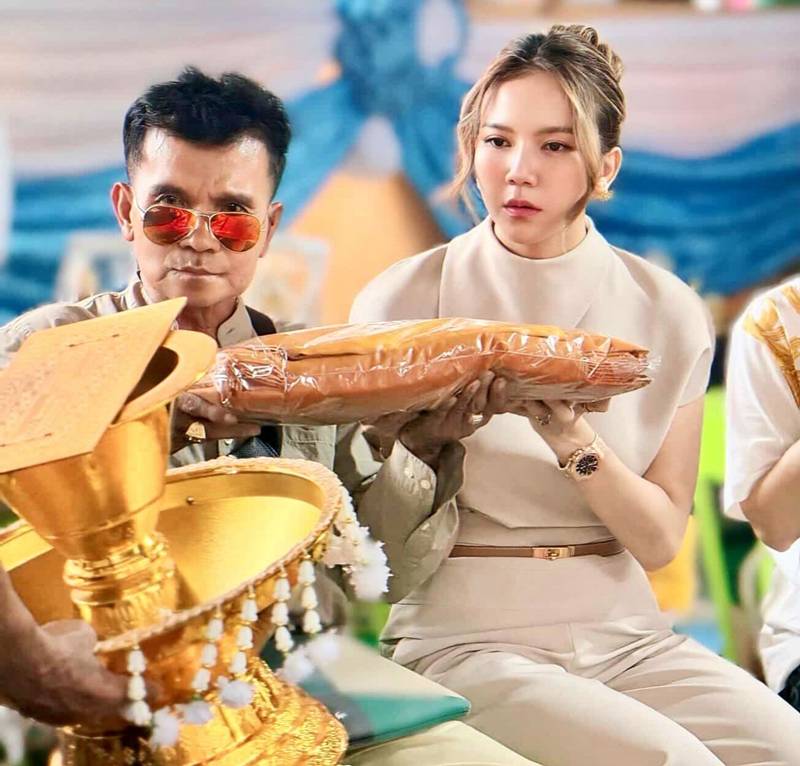 พ่อจ๊ะ นงผณี