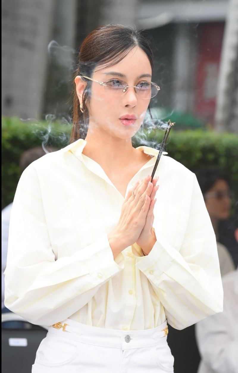 Lady Bee คุณบุญเลื่อง จันดารา อิงฟ้า วราหะ หนังไทย ภาพงานบวงสรวง