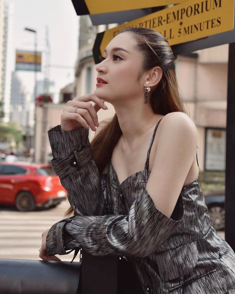 เกรพส์ จันทร์รัสม์