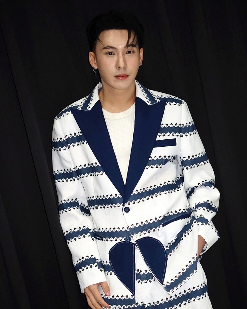 ตั้ม วราวุธ ขี่มอเตอร์ไซค์ชน เจ็บหนัก