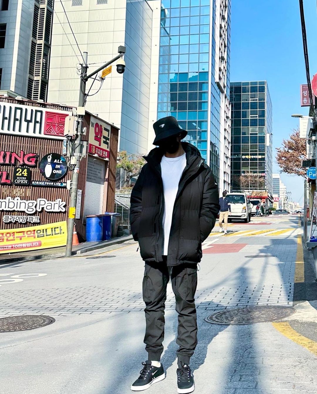 เอ็ม นันทวัฒน์ ผ่องบุรุษ