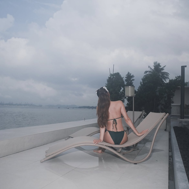 หญิง รฐา