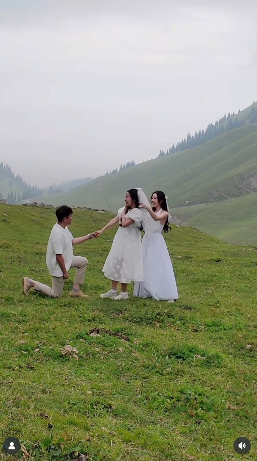 ลูกน้ำ พี่สาว นนกุล ถูกขอแต่งงานสุดโรแมนติก