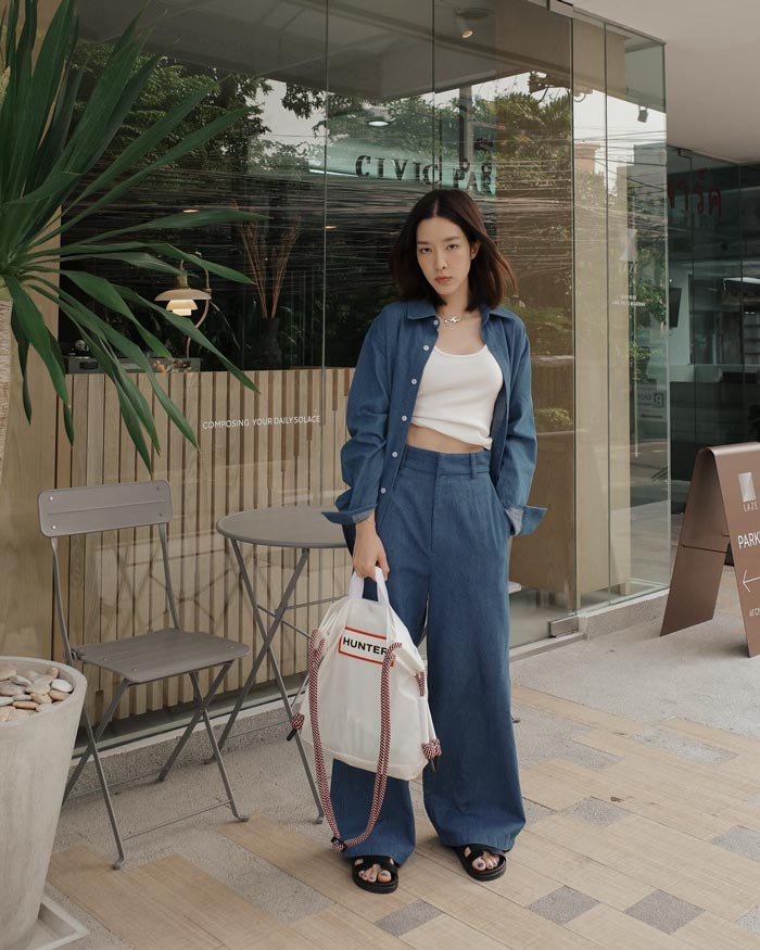 โม มนชนก