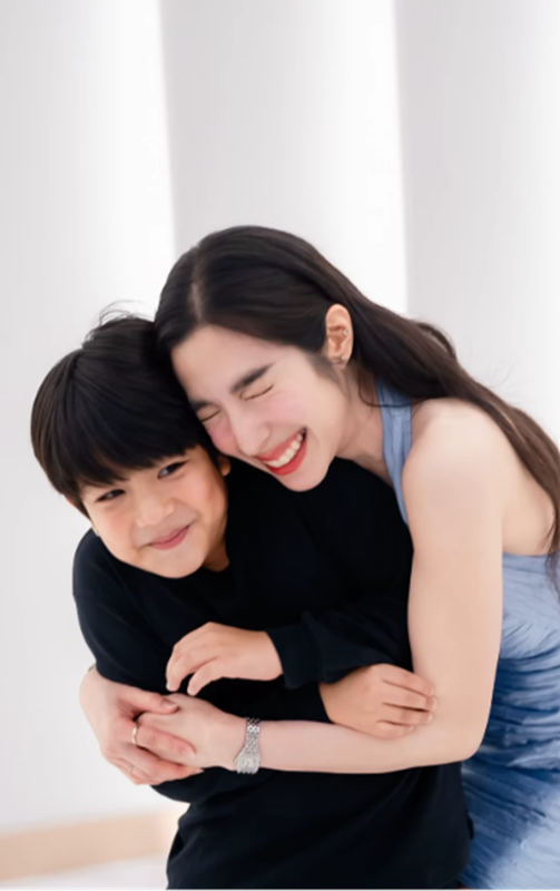 เอ้ก บุษกร น้องดิน