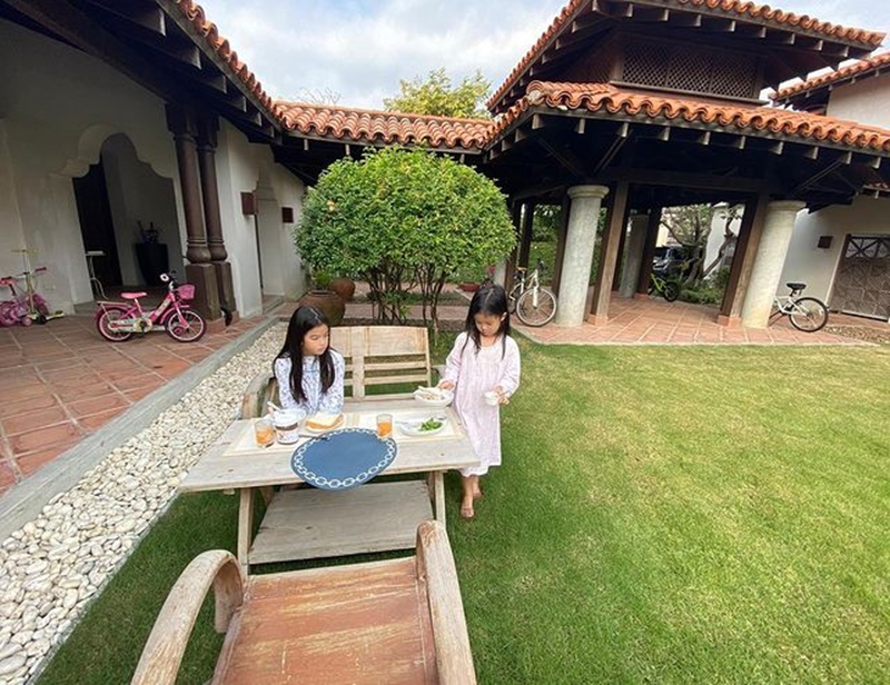 บ้าน มอส ปฏิภาณ