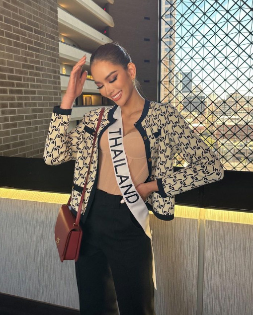 แอนนา เสืองามเอี่ยม