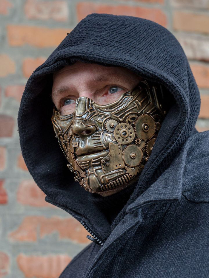 ศิลปินยูเครน หน้ากากสตีมพังค์