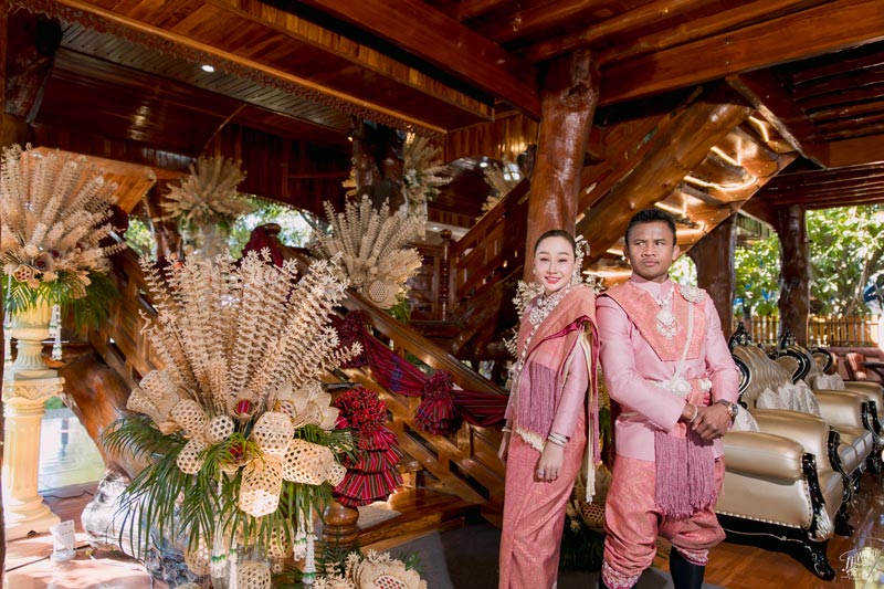 บ้านเรือนไทย บัวขาว บัญชาเมฆ