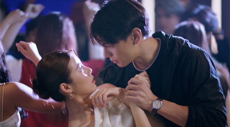  One Night Stand คืนเปลี่ยนชีวิต