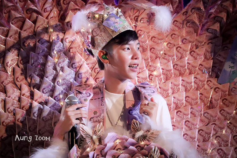 นุ๊ก ปาย ฮอตไม่แผ่ว แฟนคลับมอบปีกสุดอลัง